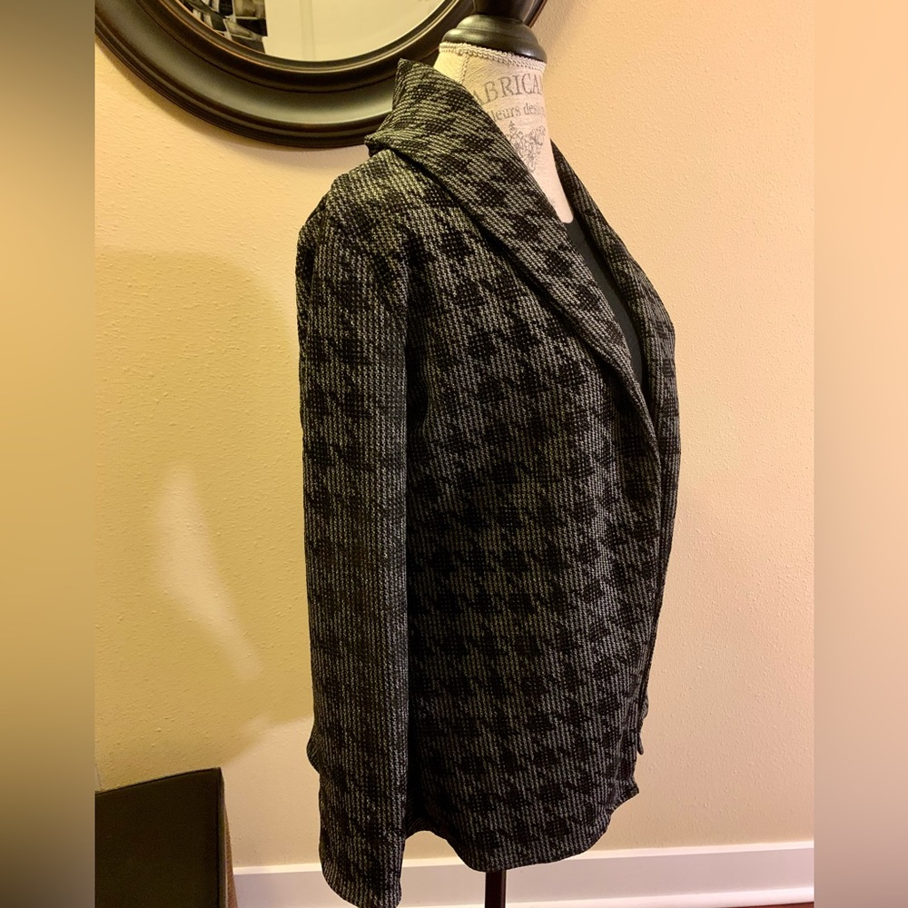 LN DARLING COLDWATER CREEK PEPLIN LONG SLEEVE JACKET. SAYS SZ XS BUT IS A SM. - Picture 3 of 8